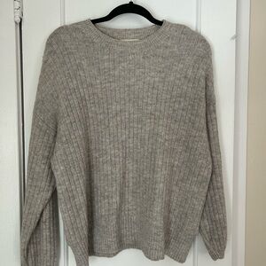 H&M Women's Gray Ribbed Sweater